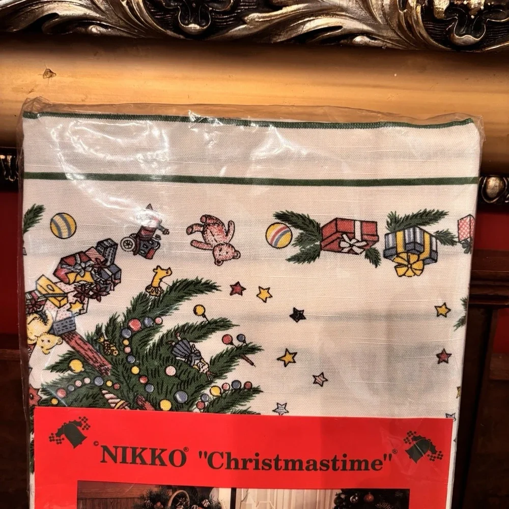 Nikko‎ Christmastime Tablecloth 60x84 Christmas Tree Toys Holiday NIP
